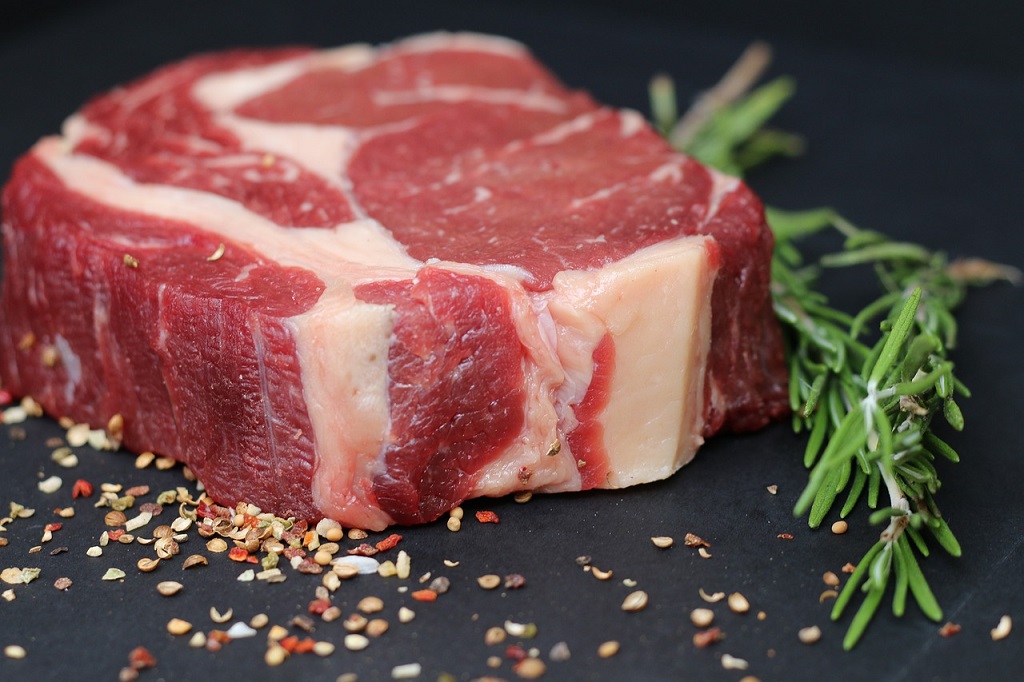 czerwone mięso w diecie człowieka - zdrowe czy nie?